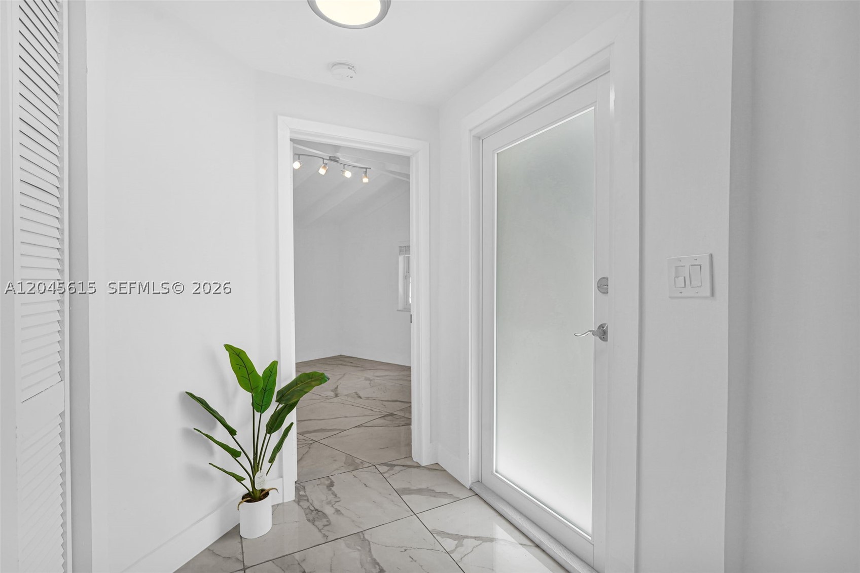 MIAMI SHORES SEC 1 AMD - Residential