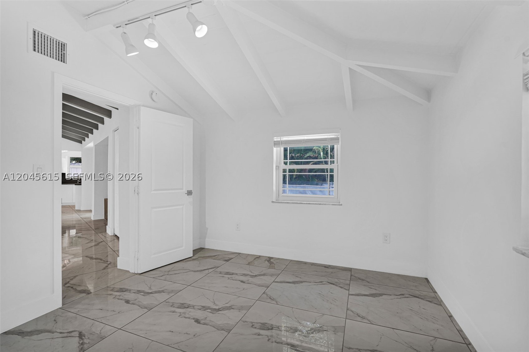MIAMI SHORES SEC 1 AMD - Residential