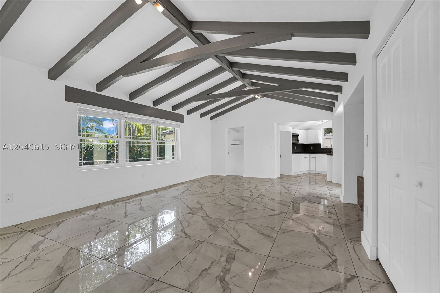 MIAMI SHORES SEC 1 AMD - Residential