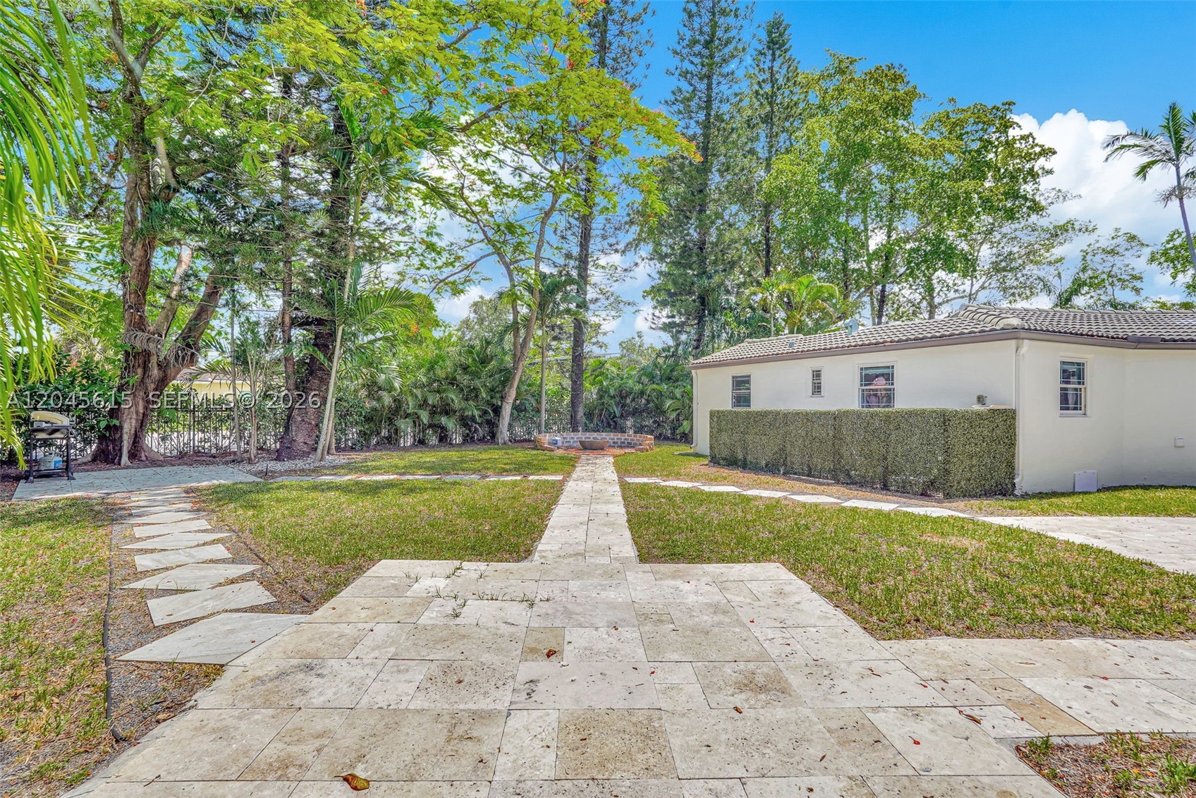 MIAMI SHORES SEC 1 AMD - Residential