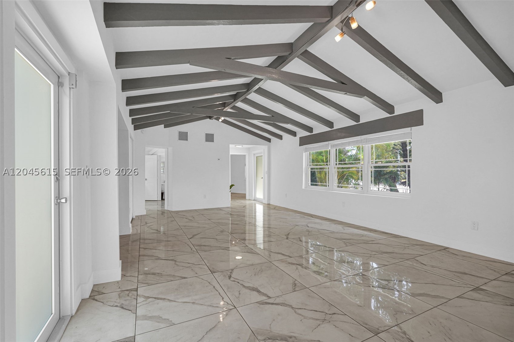 MIAMI SHORES SEC 1 AMD - Residential