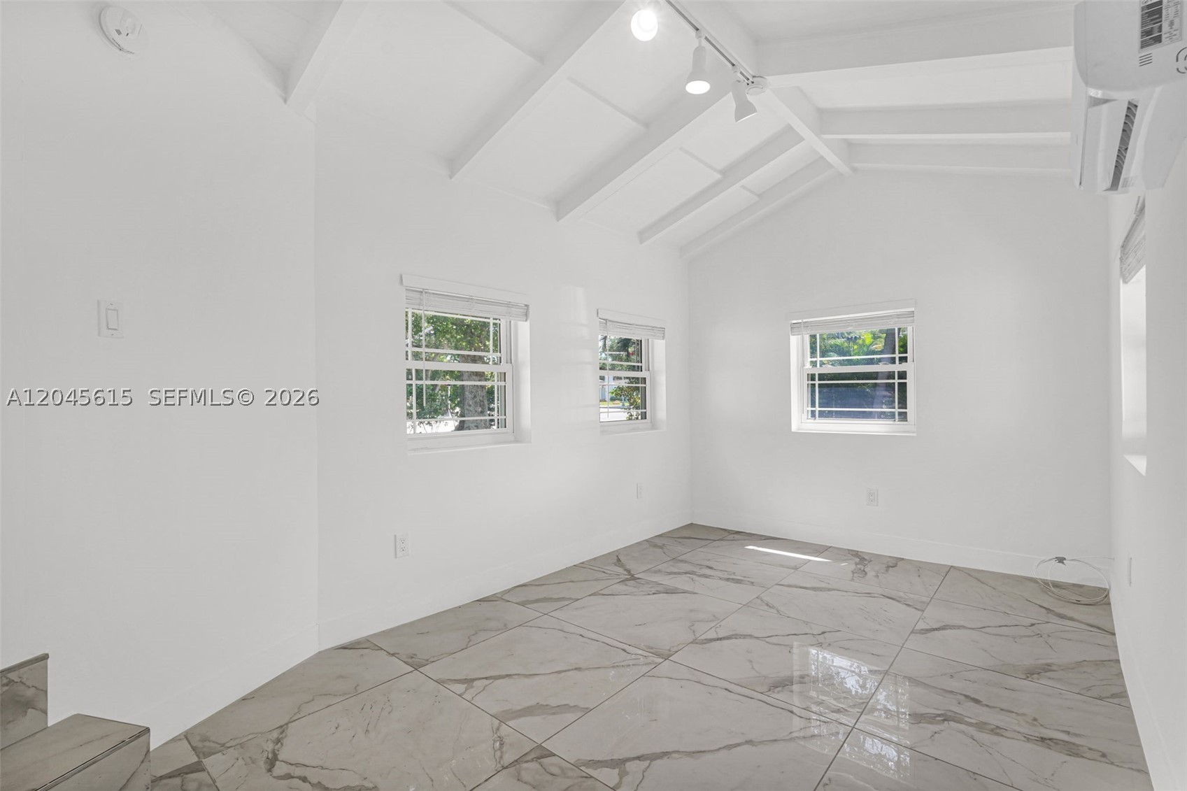 MIAMI SHORES SEC 1 AMD - Residential