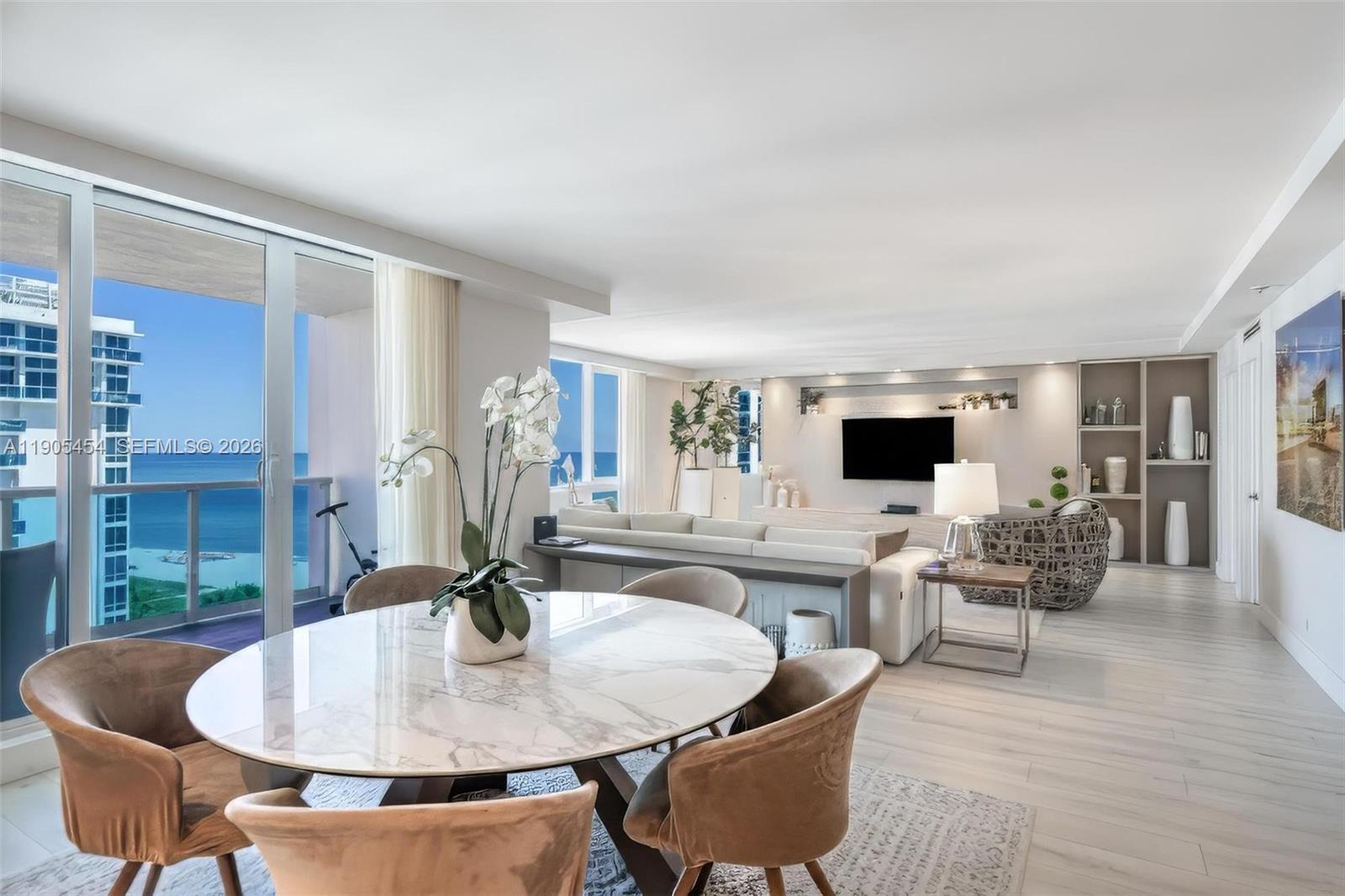 RONEY PALACE CONDO - Residential