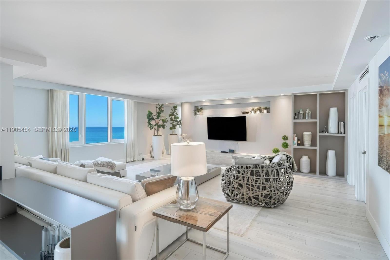 RONEY PALACE CONDO - Residential