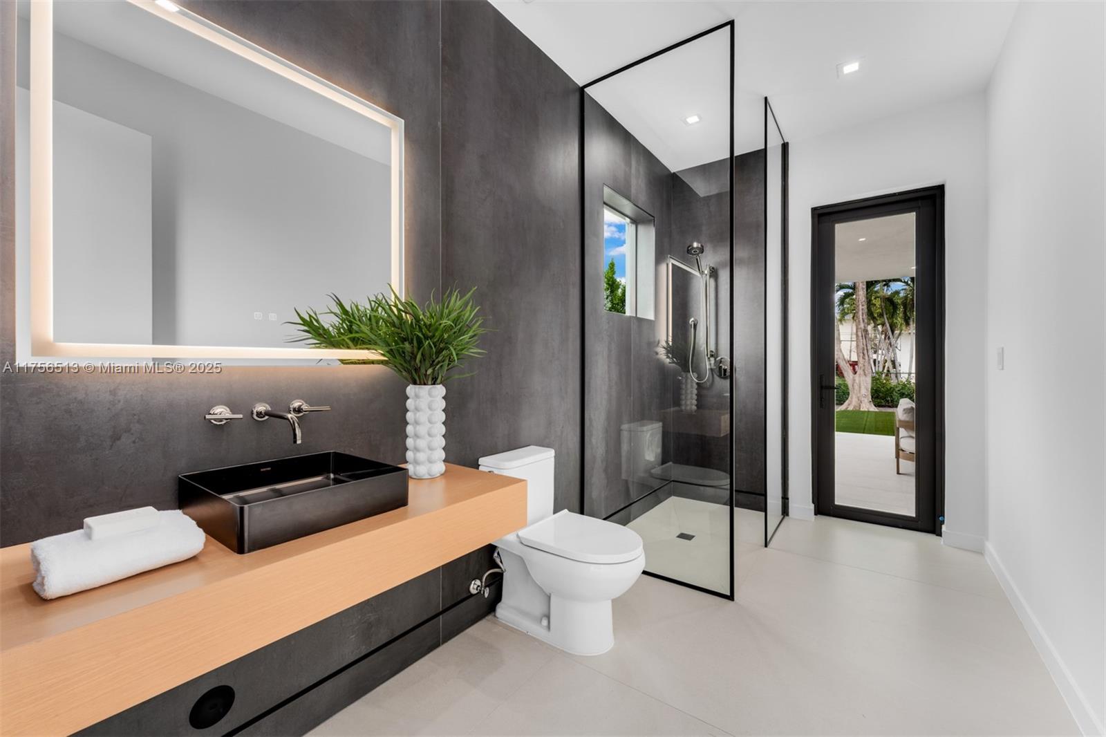 NORTH KENDALL - Residential
