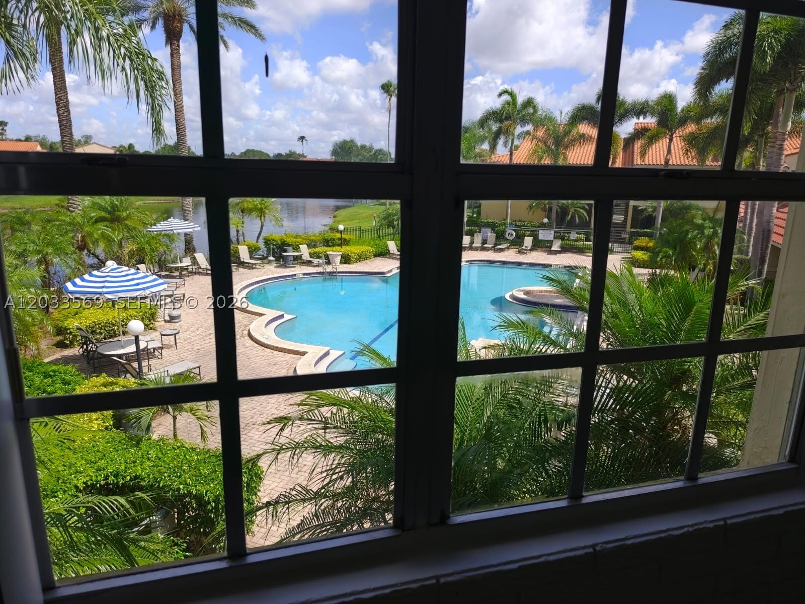 Best unit in the complex, the view its straight the pool area and lake , bright 2/2 completely baths  open kitchen  and washer and dryer in unit . This association is pet friendly . Balcony for a relax time.New AC in the unit .