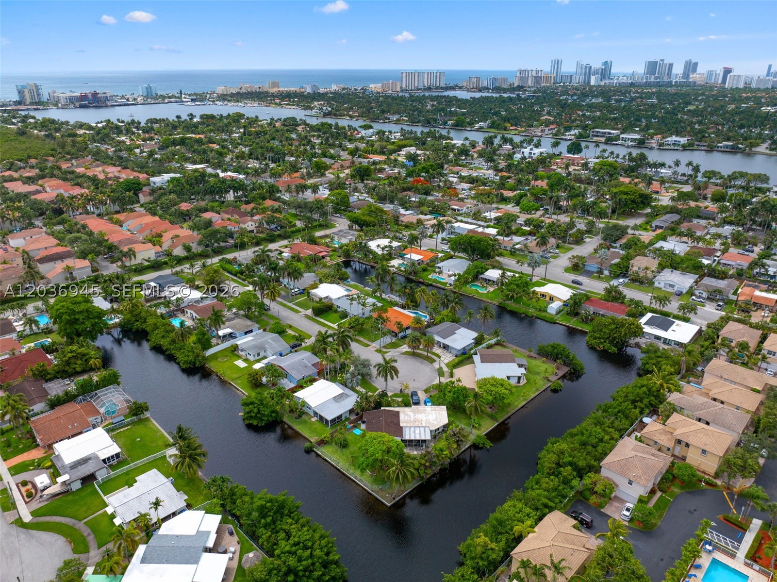 LOOK HOMESITES NO 4 - Residential