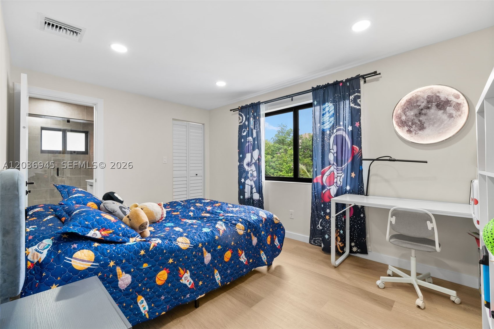 LOOK HOMESITES NO 4 - Residential