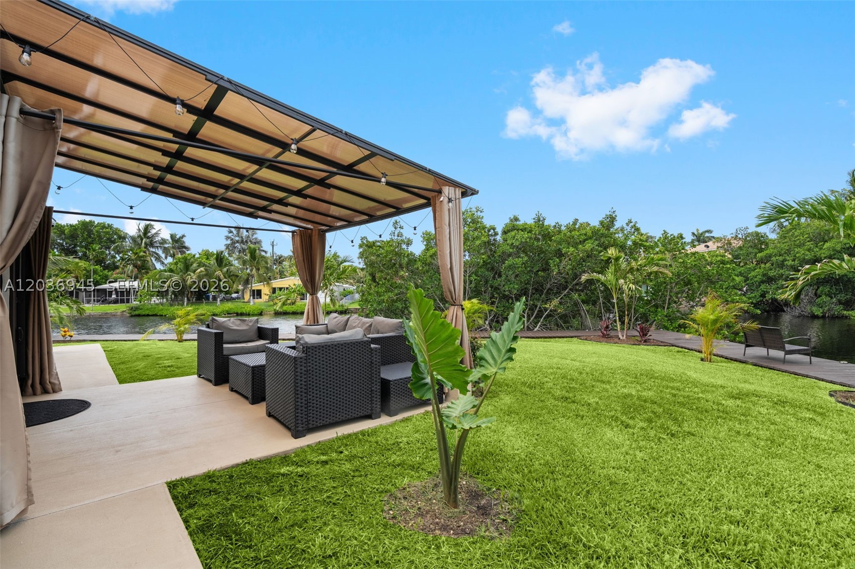 LOOK HOMESITES NO 4 - Residential