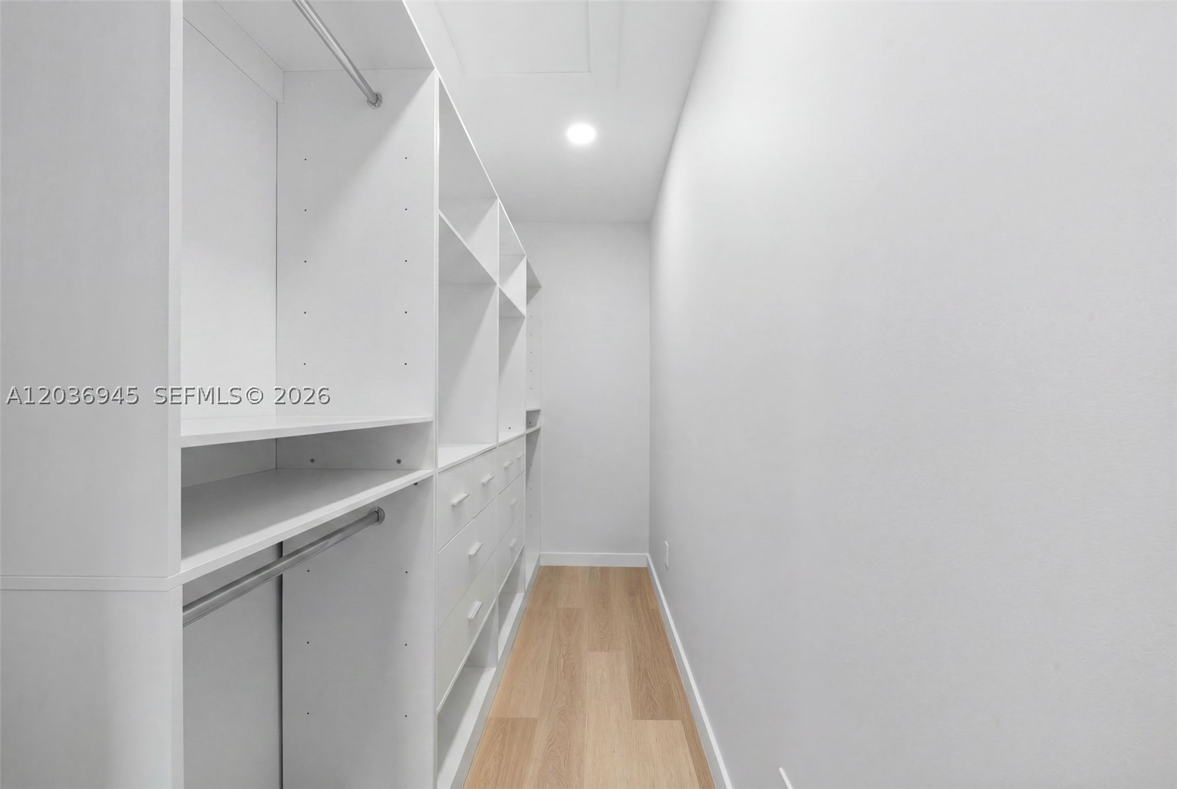 LOOK HOMESITES NO 4 - Residential
