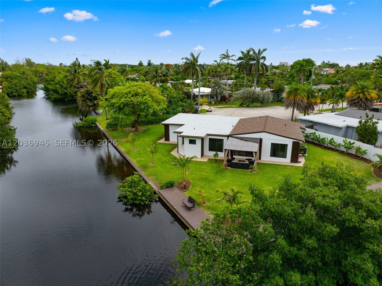 LOOK HOMESITES NO 4 - Residential