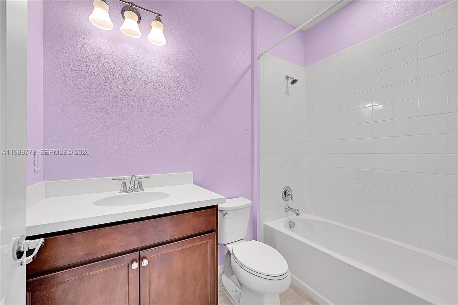BOCA FLORES CONDO - Residential