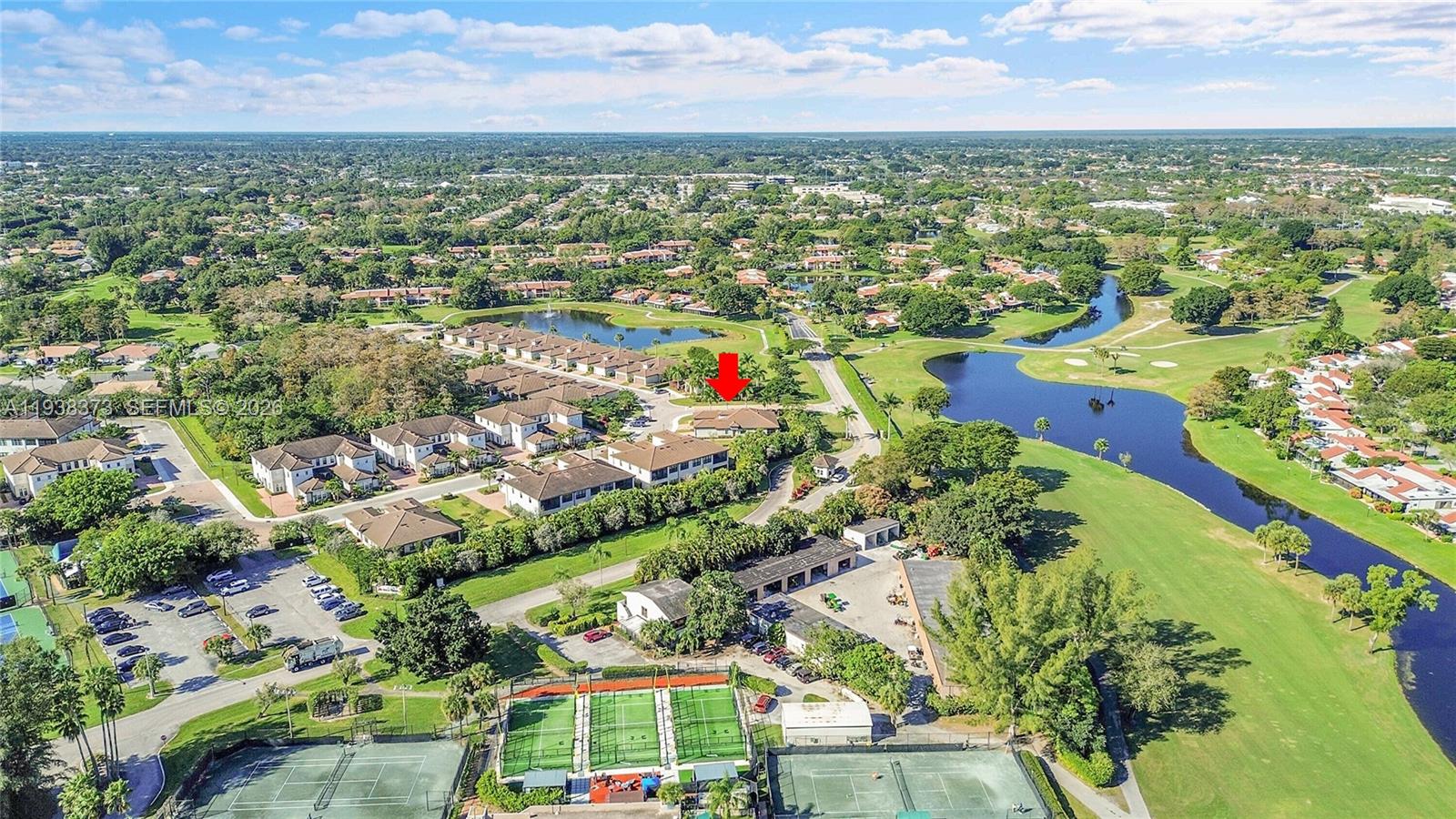 BOCA FLORES CONDO - Residential