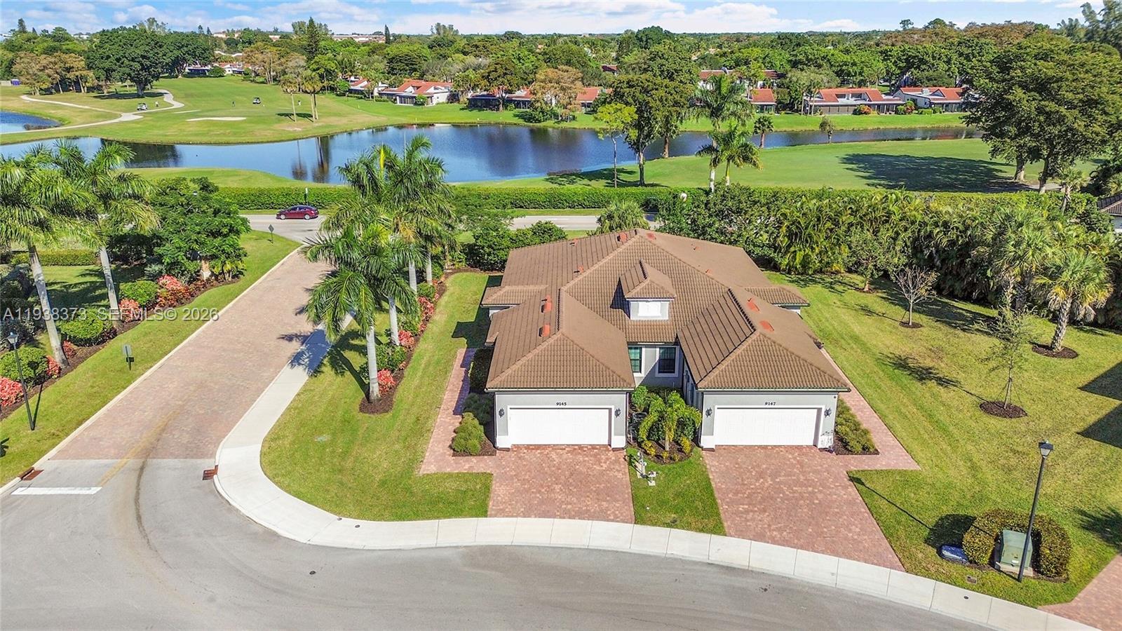 BOCA FLORES CONDO - Residential