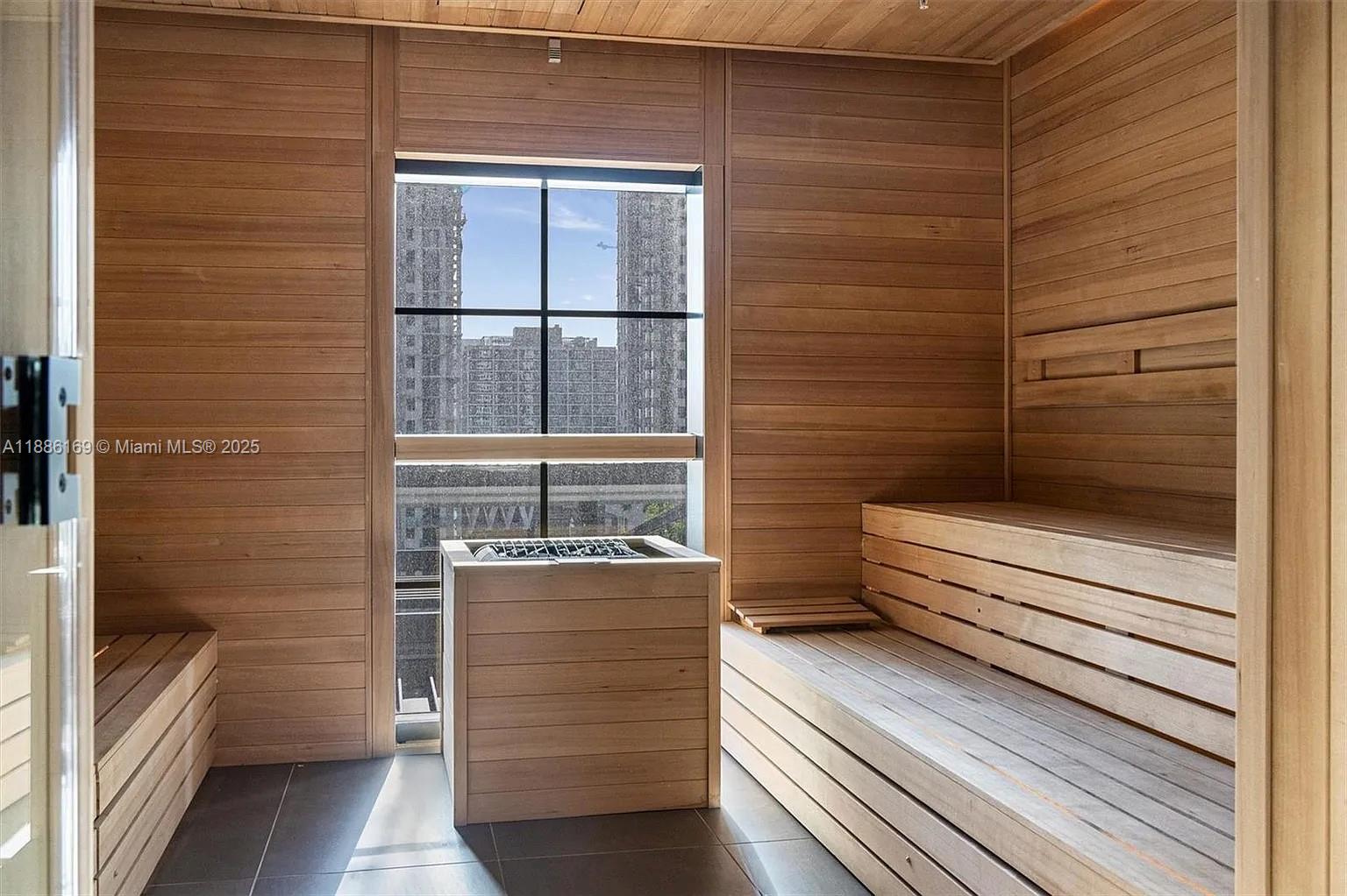 NATIIVO / GALE RESIDENCES - Residential