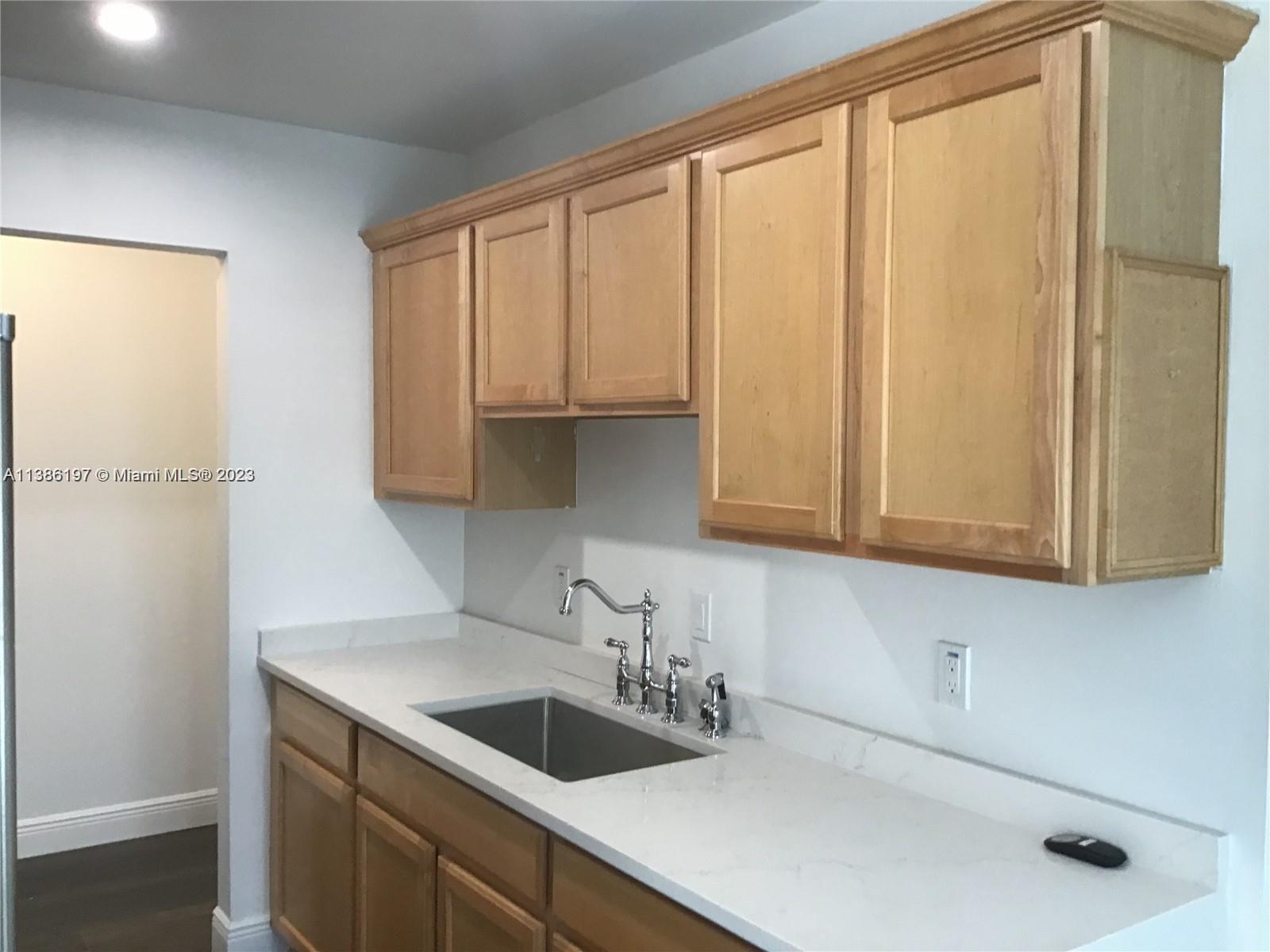 PINES OF JUPITER/TEQUESTA - Residential Lease