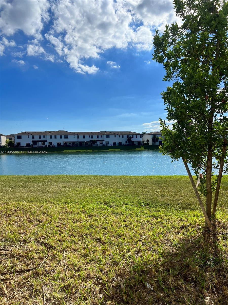 ENCLAVE SOUTH PHASE 2 - Residential