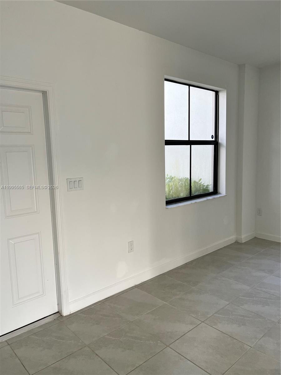 ENCLAVE SOUTH PHASE 2 - Residential