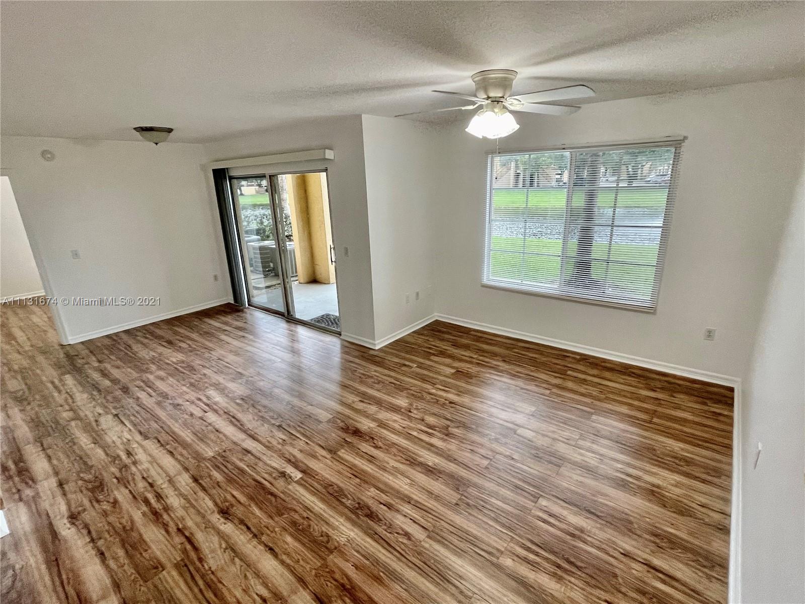 EMERALD ISLE AT LAGUNA - Residential Lease