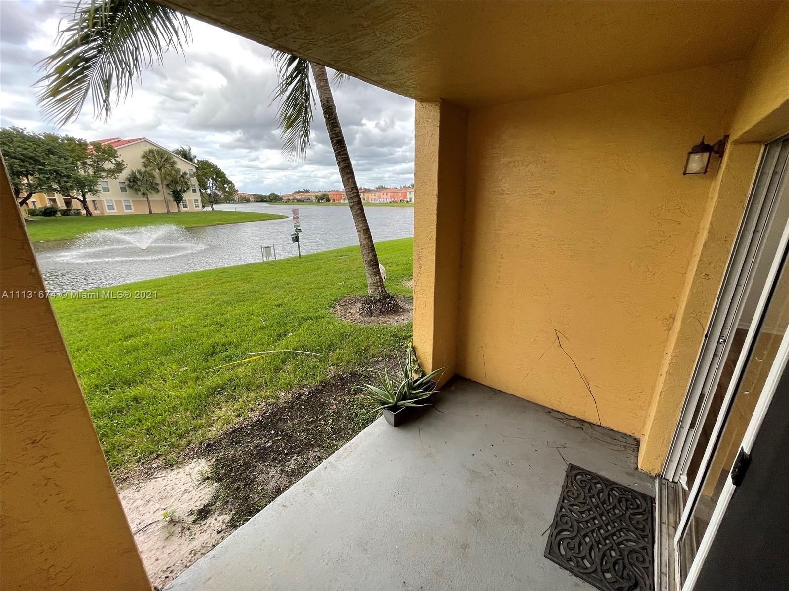 EMERALD ISLE AT LAGUNA - Residential Lease