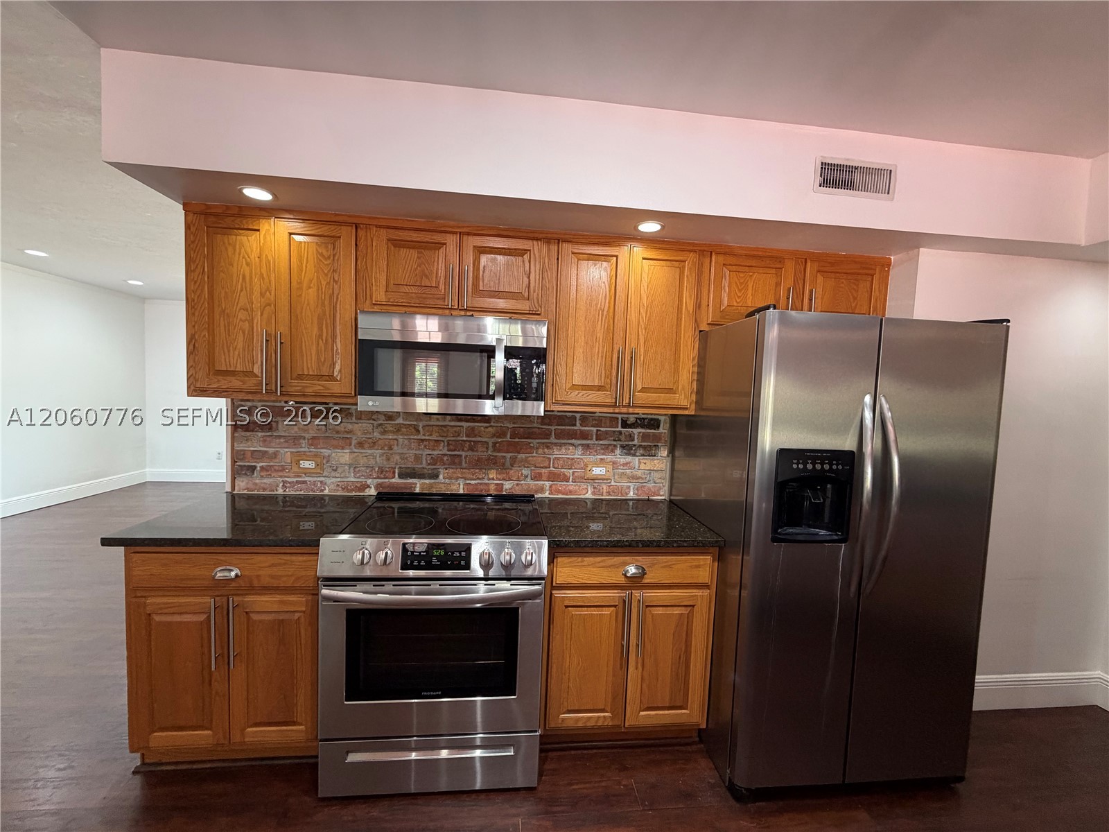 KINGS BAY SUB - Residential