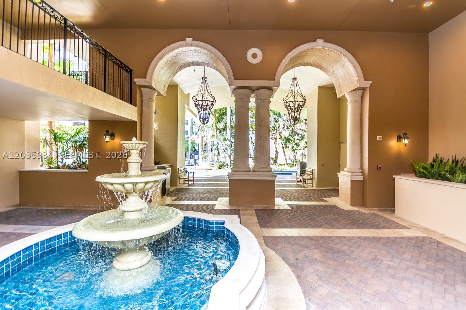PUERTA DE PALMAS CONDO - Residential Lease