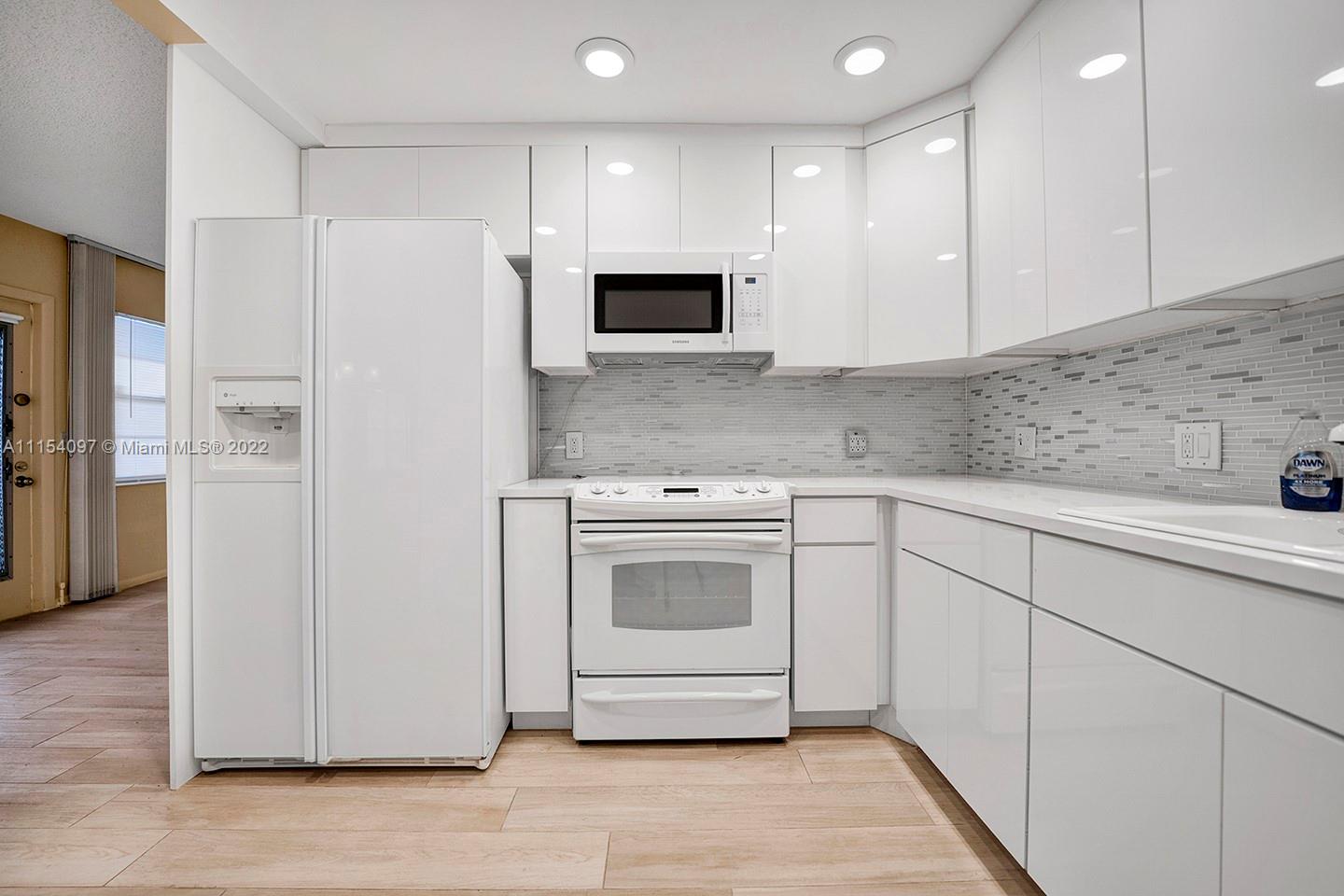 LINCOLN AT CENTURY VILLAG - Residential