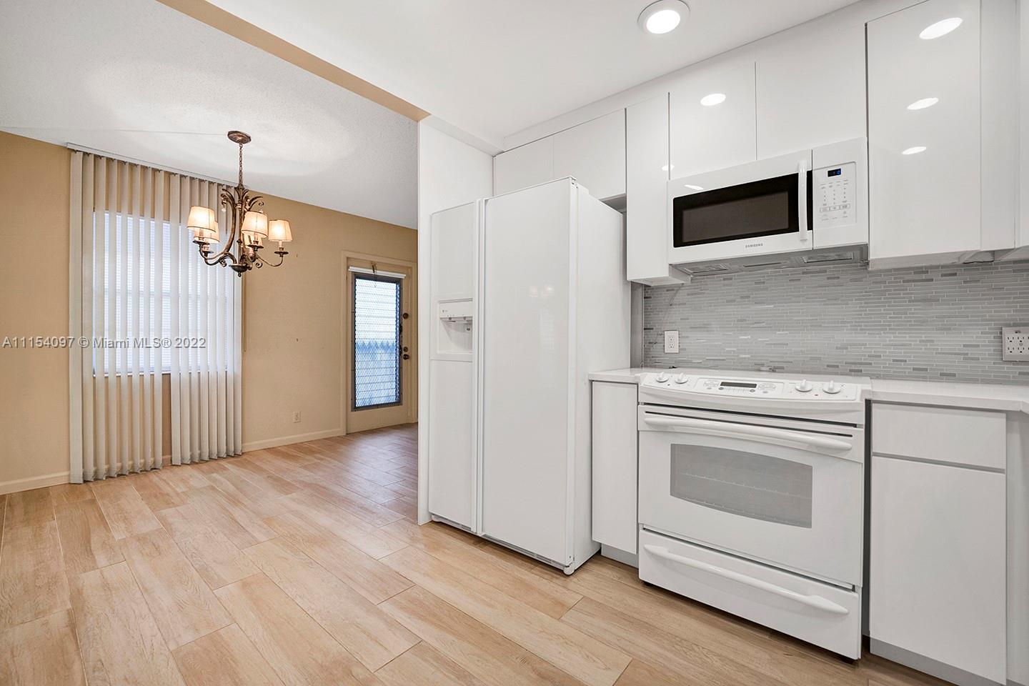 LINCOLN AT CENTURY VILLAG - Residential
