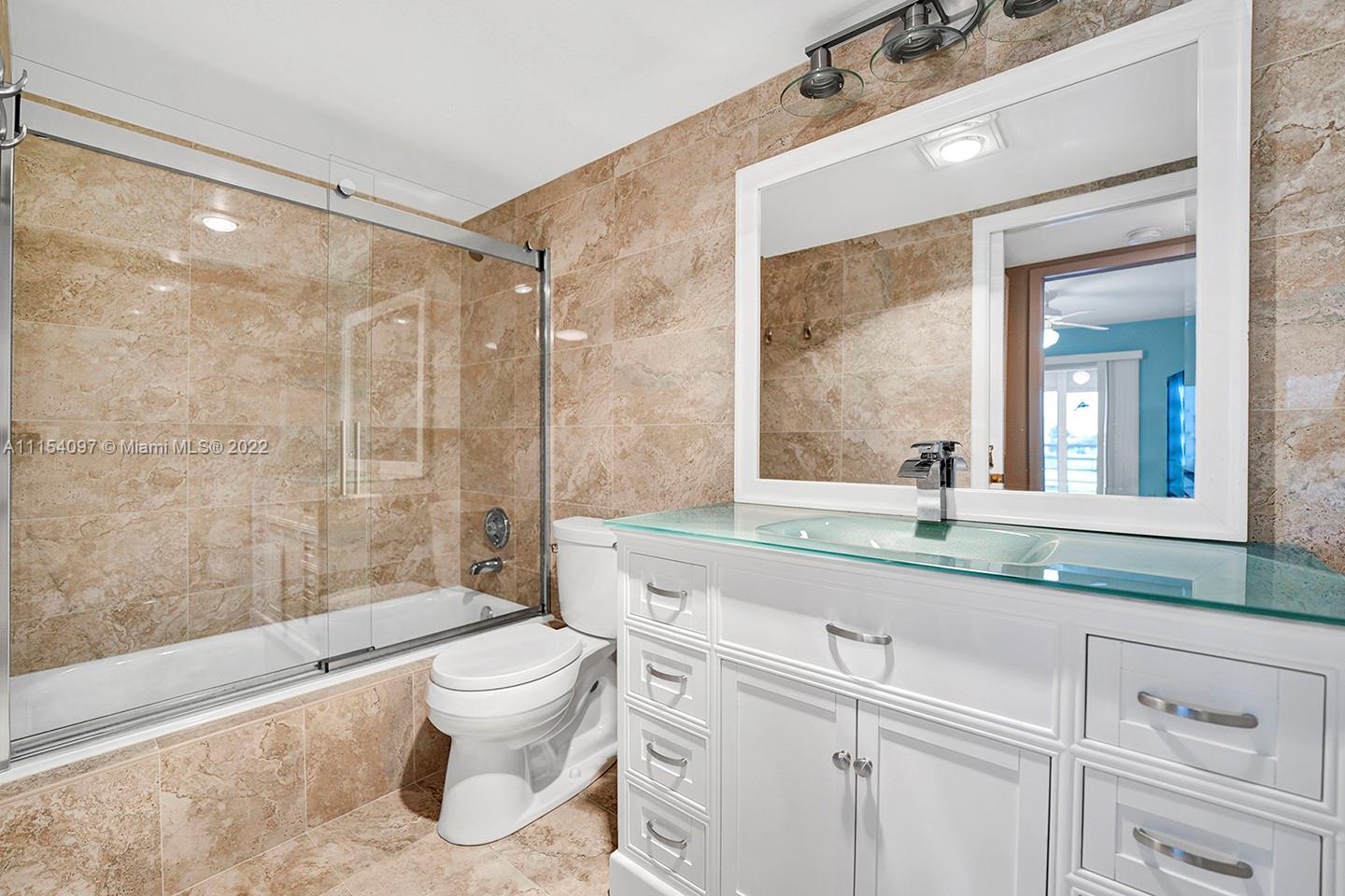 LINCOLN AT CENTURY VILLAG - Residential