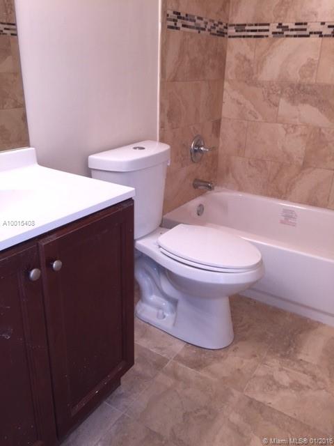 Windmill Lakes I Condo - Residential Lease