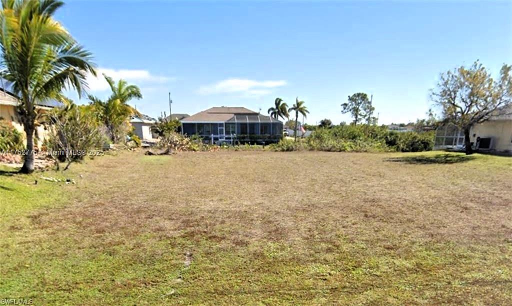 CAPE CORAL - Land