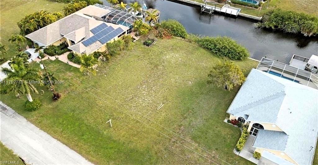 CAPE CORAL - Land