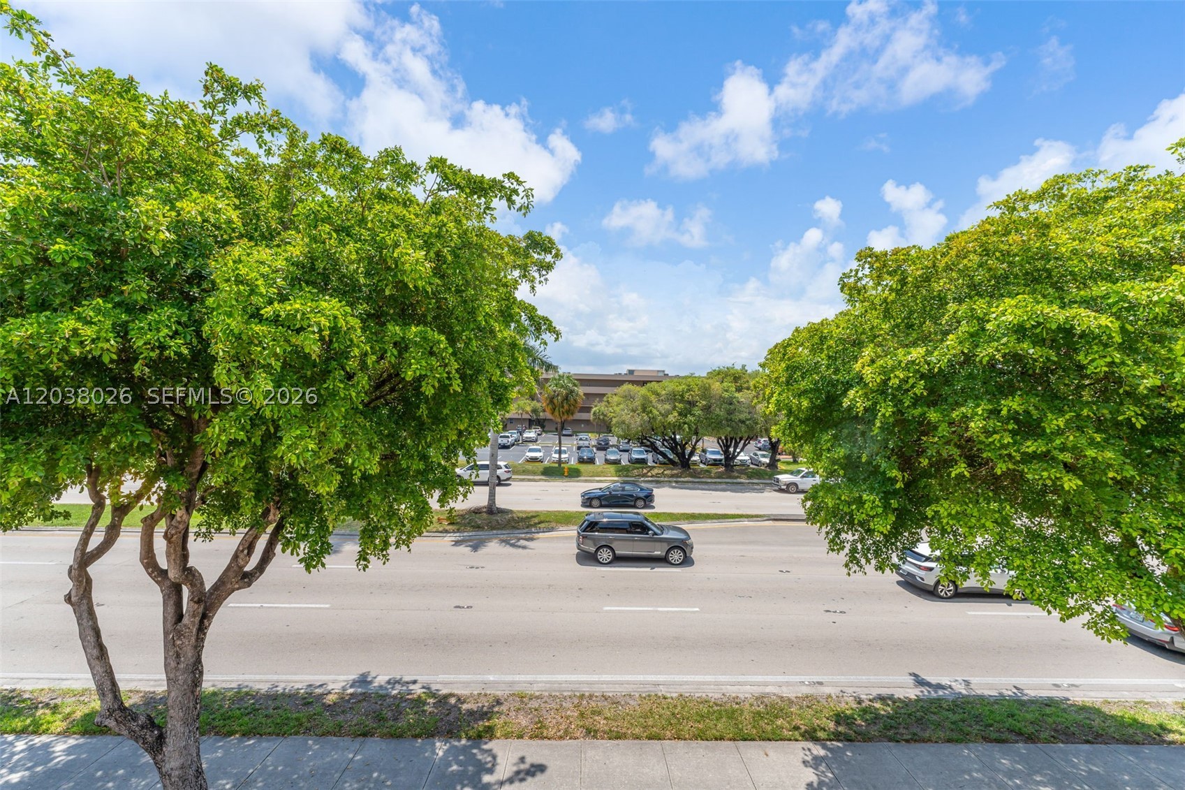 THE RIVIERA AT CORAL LAKE - Residential