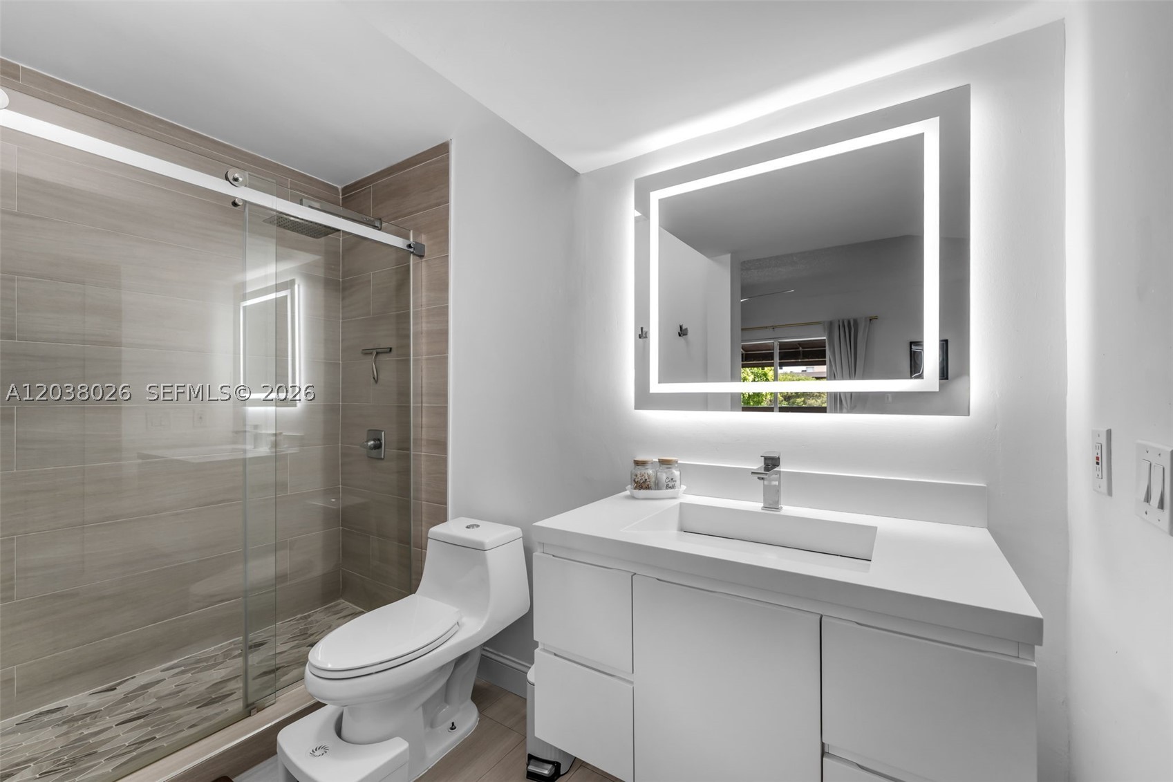 THE RIVIERA AT CORAL LAKE - Residential