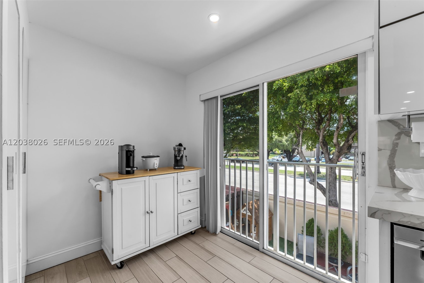 THE RIVIERA AT CORAL LAKE - Residential