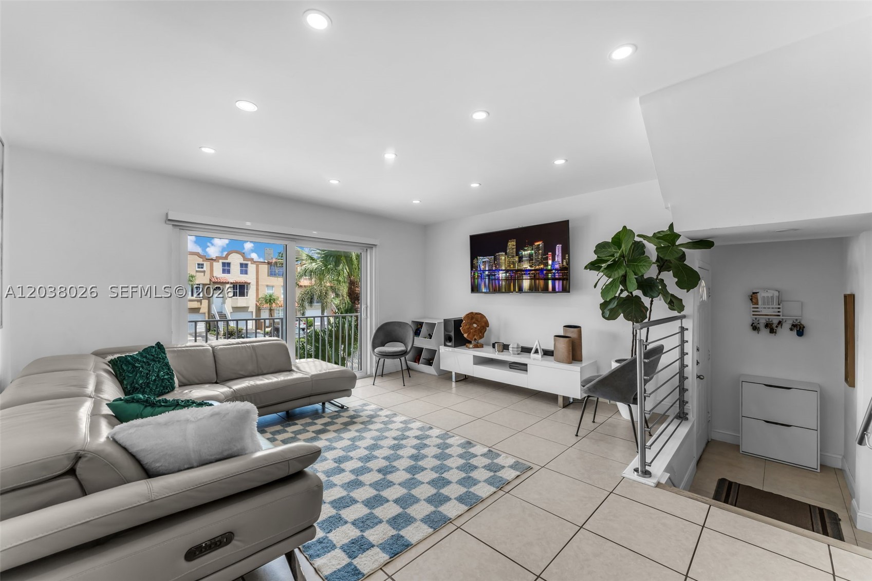 THE RIVIERA AT CORAL LAKE - Residential