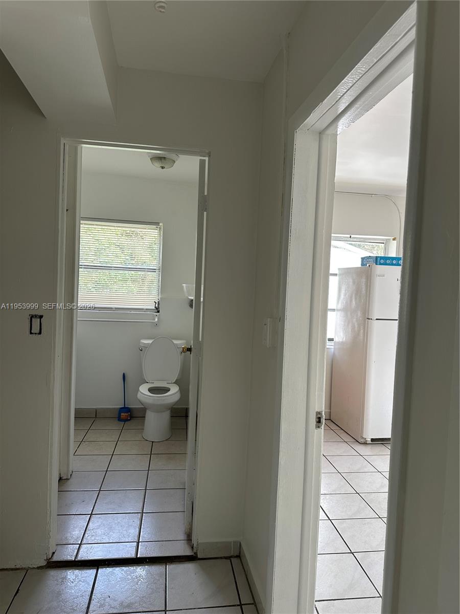 FIRST ADDITION TO CANAL G - Residential Lease