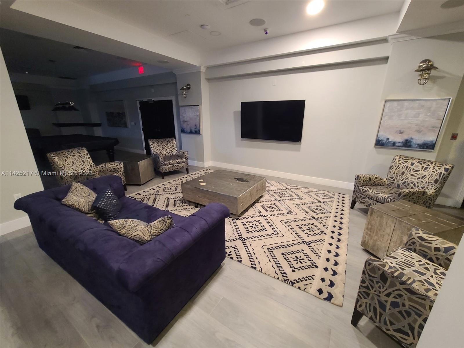 WAVE CONDO - Residential Lease