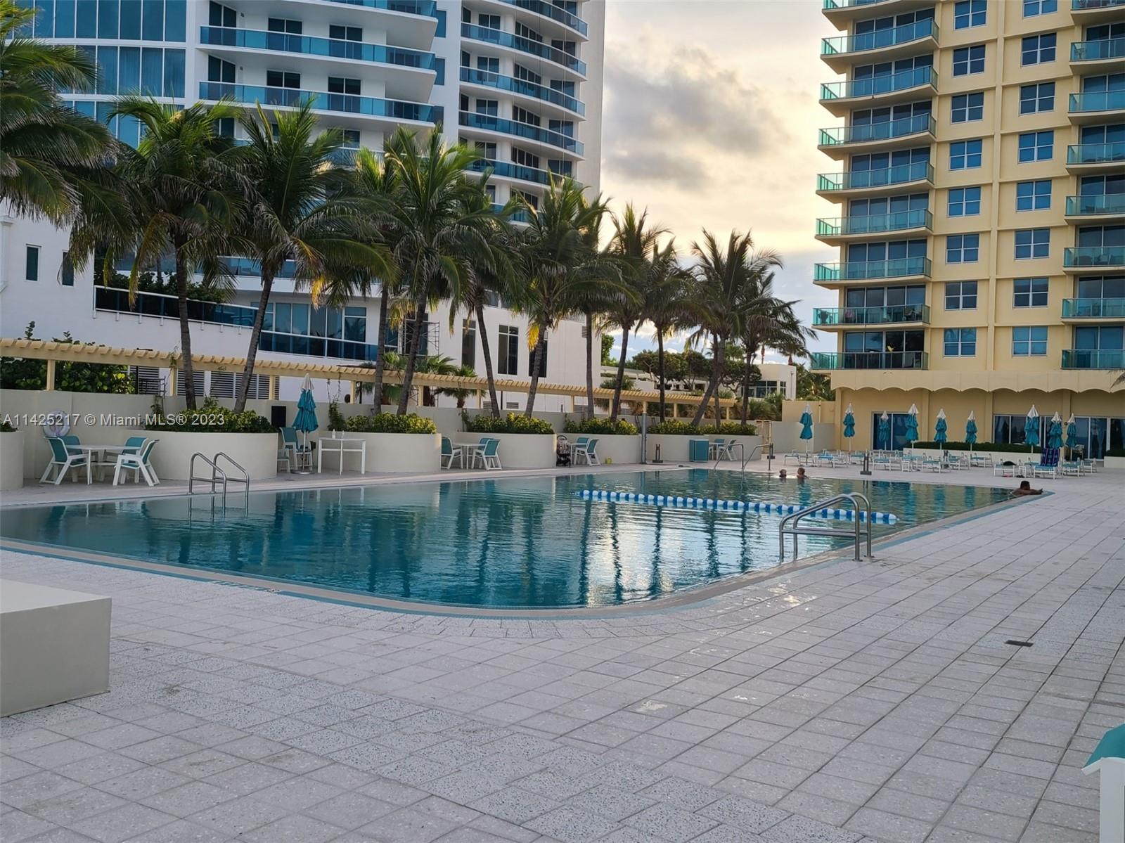 WAVE CONDO - Residential Lease