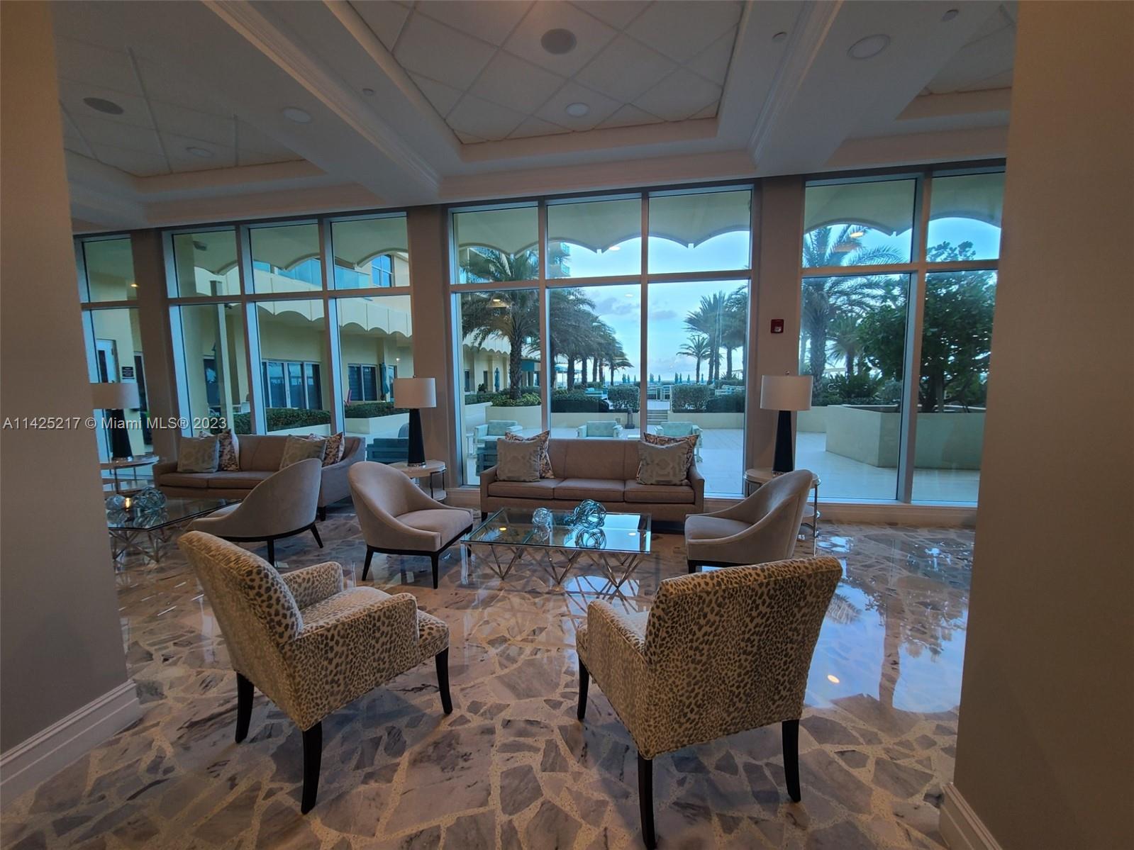 WAVE CONDO - Residential Lease