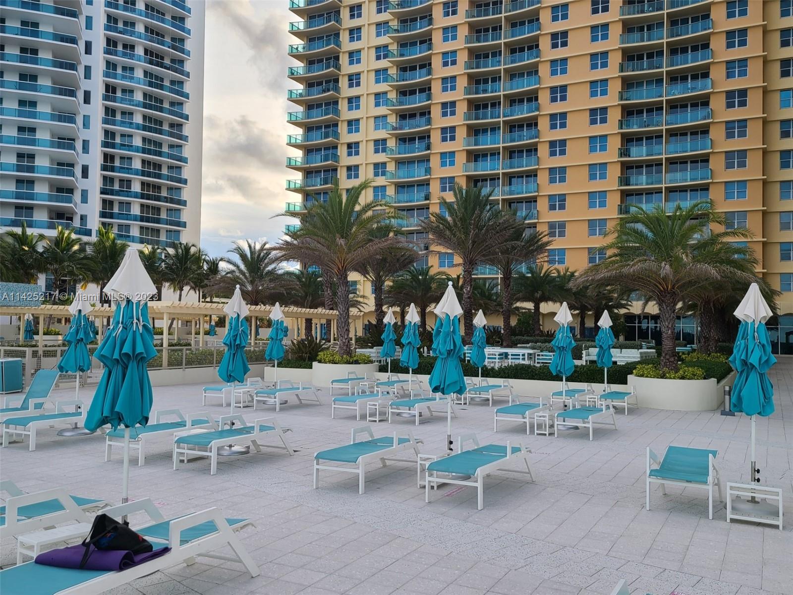 WAVE CONDO - Residential Lease