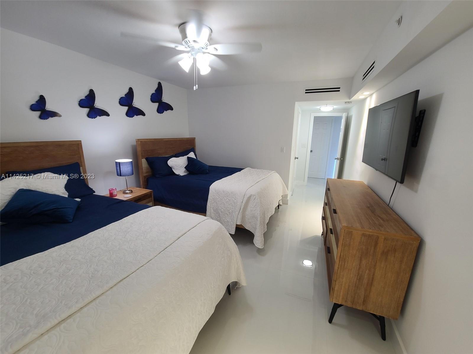 WAVE CONDO - Residential Lease