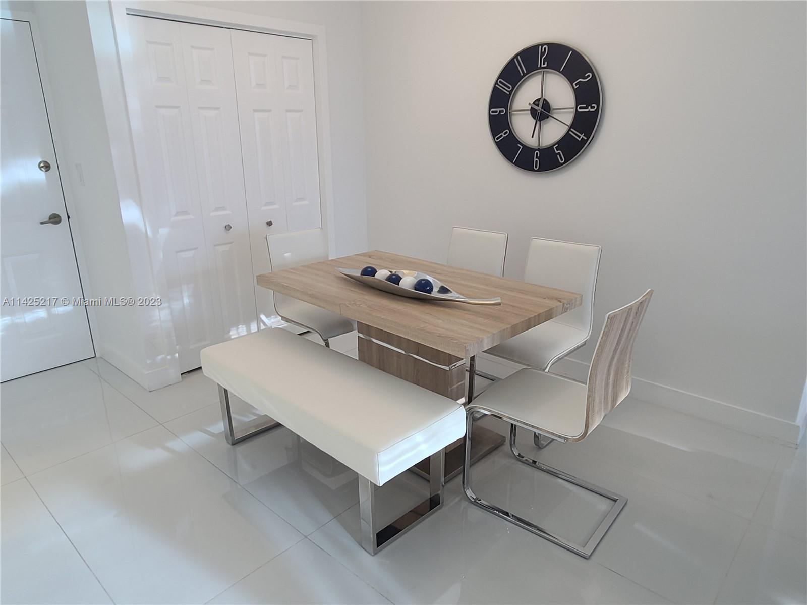 WAVE CONDO - Residential Lease