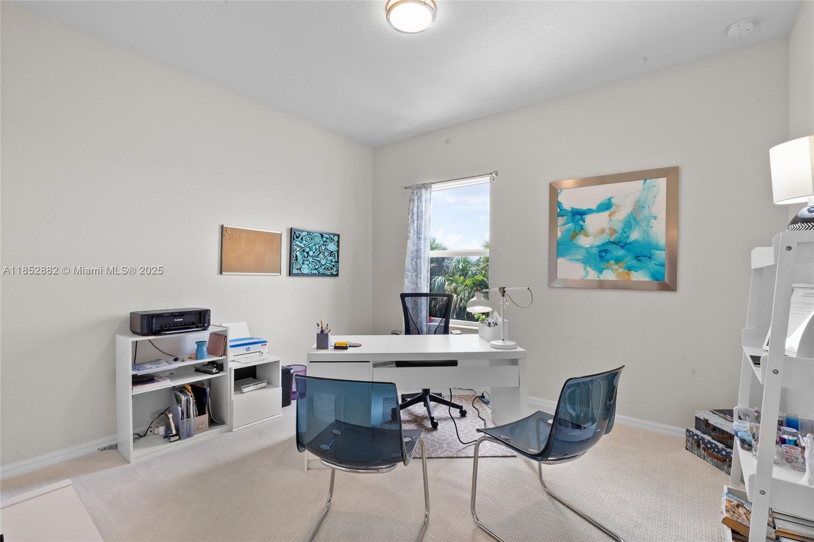 HILLCREST COUNTRY CLUB SO - Residential