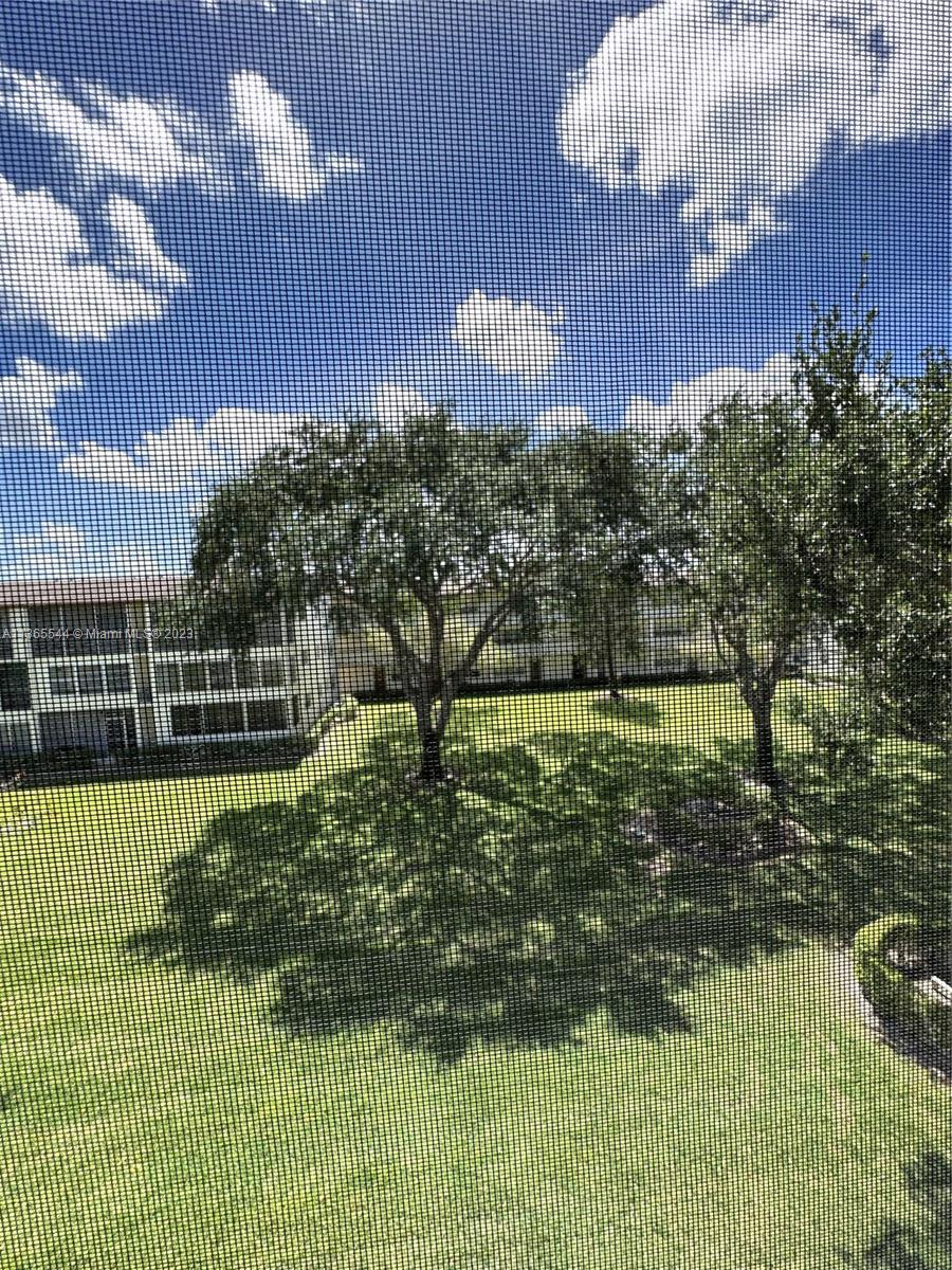 MANSFIELD AT CENTURY VILL - Residential