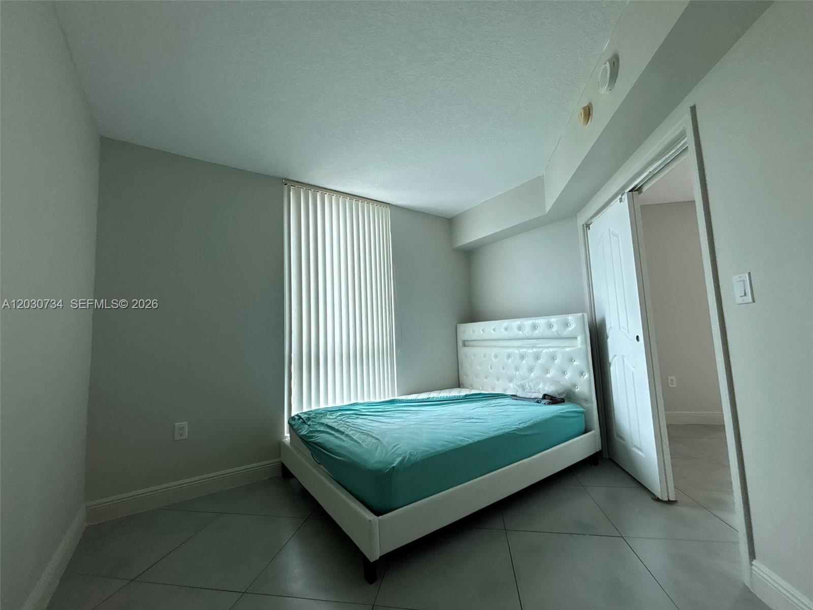METROPOLIS I AT DADELAND - Residential Lease