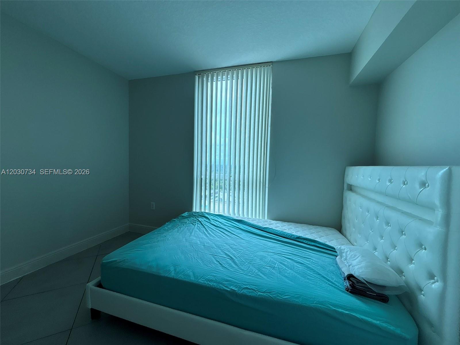 METROPOLIS I AT DADELAND - Residential Lease