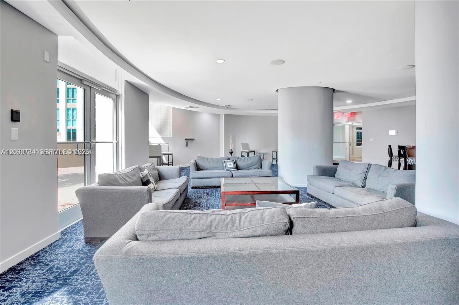 METROPOLIS I AT DADELAND - Residential Lease