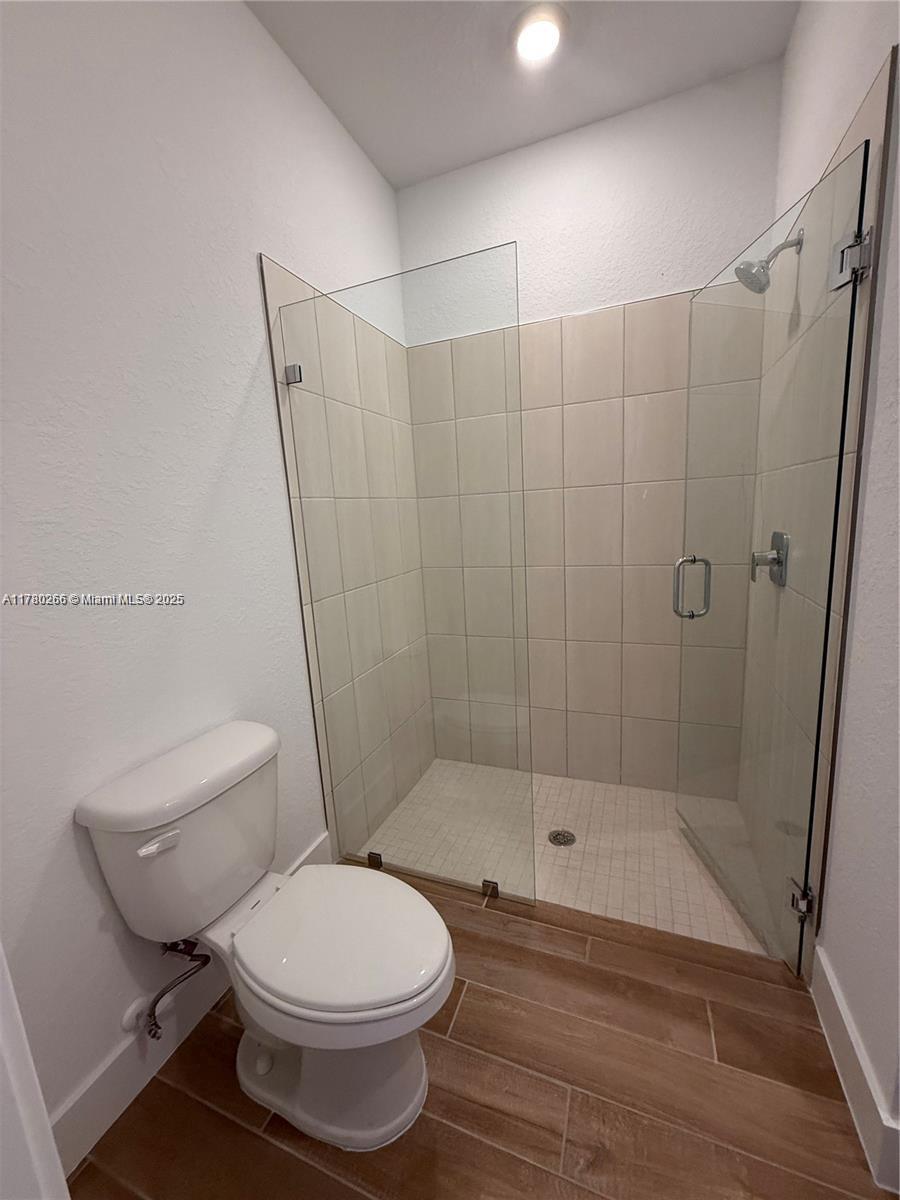 MERRICK SQUARE - Residential Lease