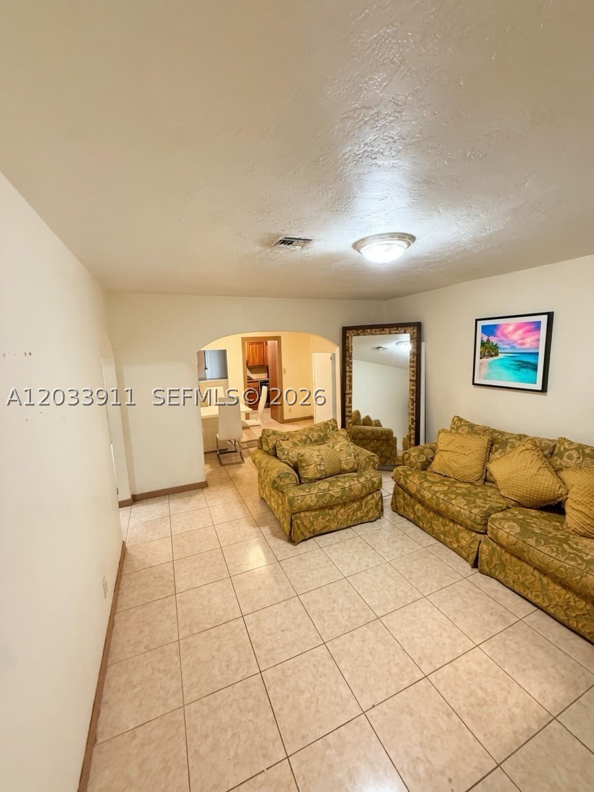 DIXIE GARDENS - Residential